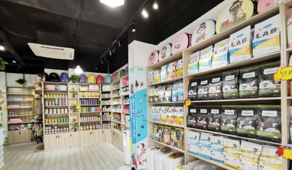 宠物用品专卖( 哪家店家的宠物用品最齐全)