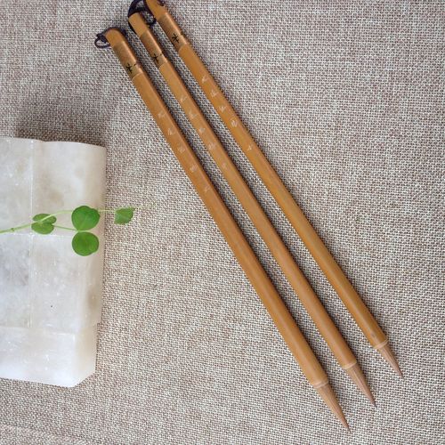 狼毫笔是什么动物毛(狼毫笔的狼指的是什么动物)
