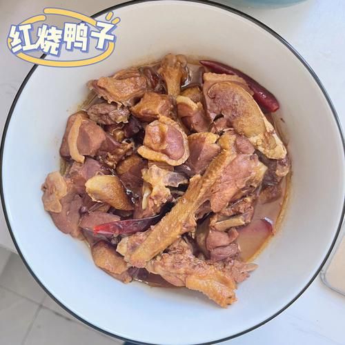 鸭子吃什么(如何给它们准备均衡的食谱)